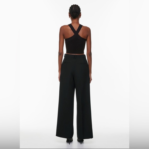 Babaton Sculpt Knit Criss Cross Cropped Tank - Picture 4 of 12